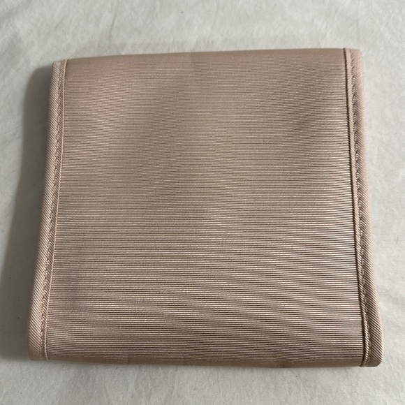 Gucci Beauty small pouch - Picture 2 of 3